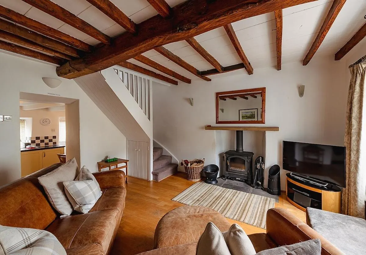 The Bolthole, Leyburn Villa